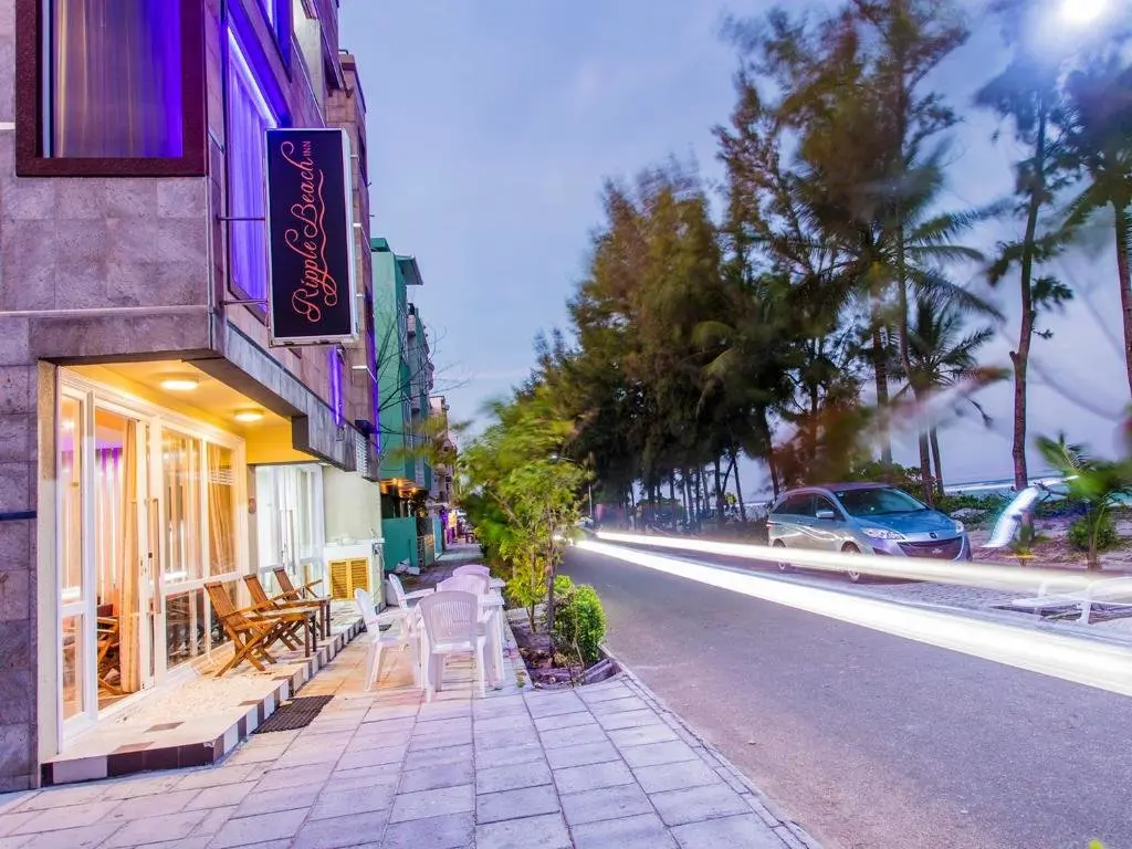 Хулхумале: Отель Ripple Beach Inn