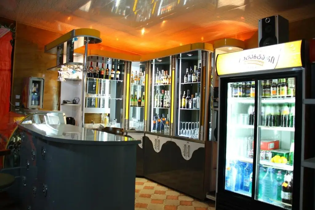 Уреки: Hotel Exotica