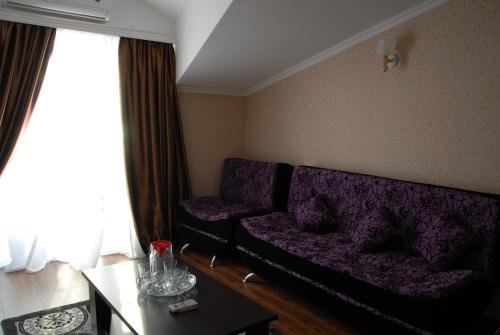 Уреки: Hotel Exotica