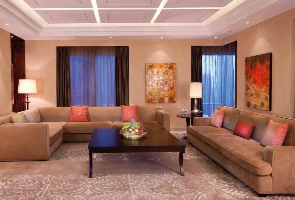 Дубай: Shangri-La Residences and Apartments