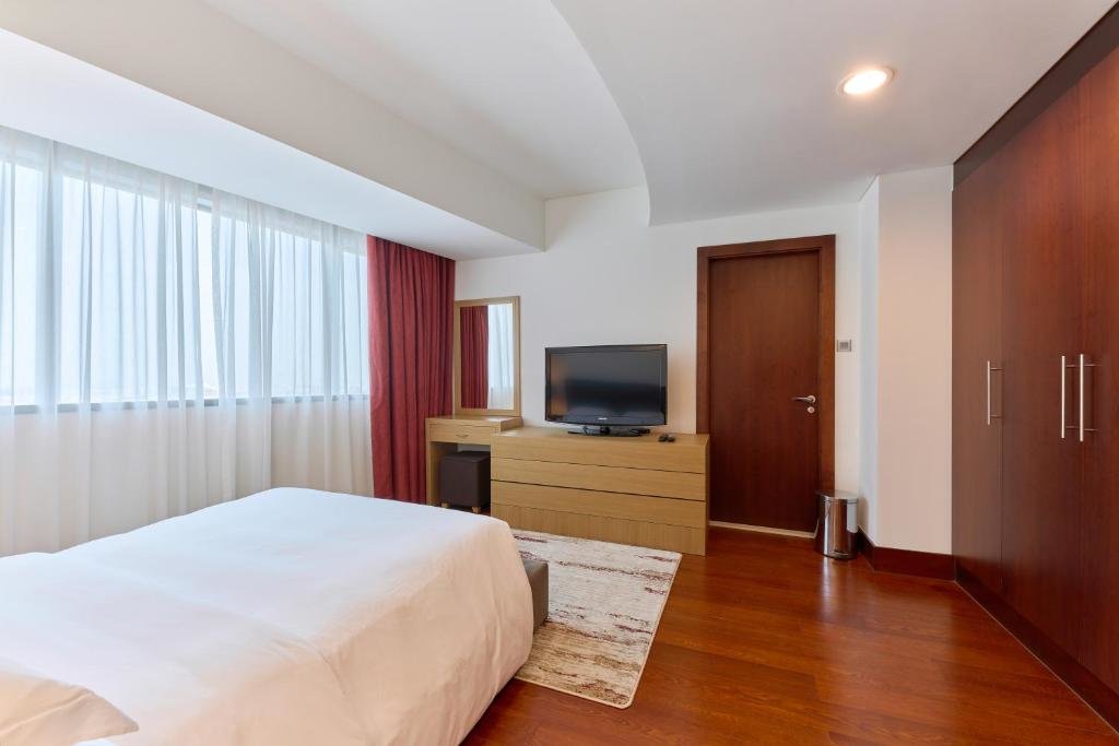 Дубай: Jumeirah Living - World Trade Centre