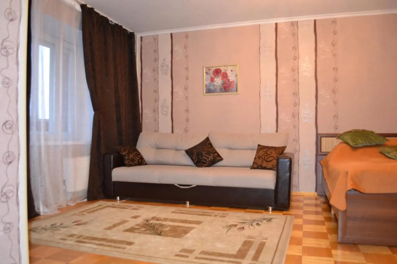 Екатеринбург: Alyans Apartment on Shvartsa