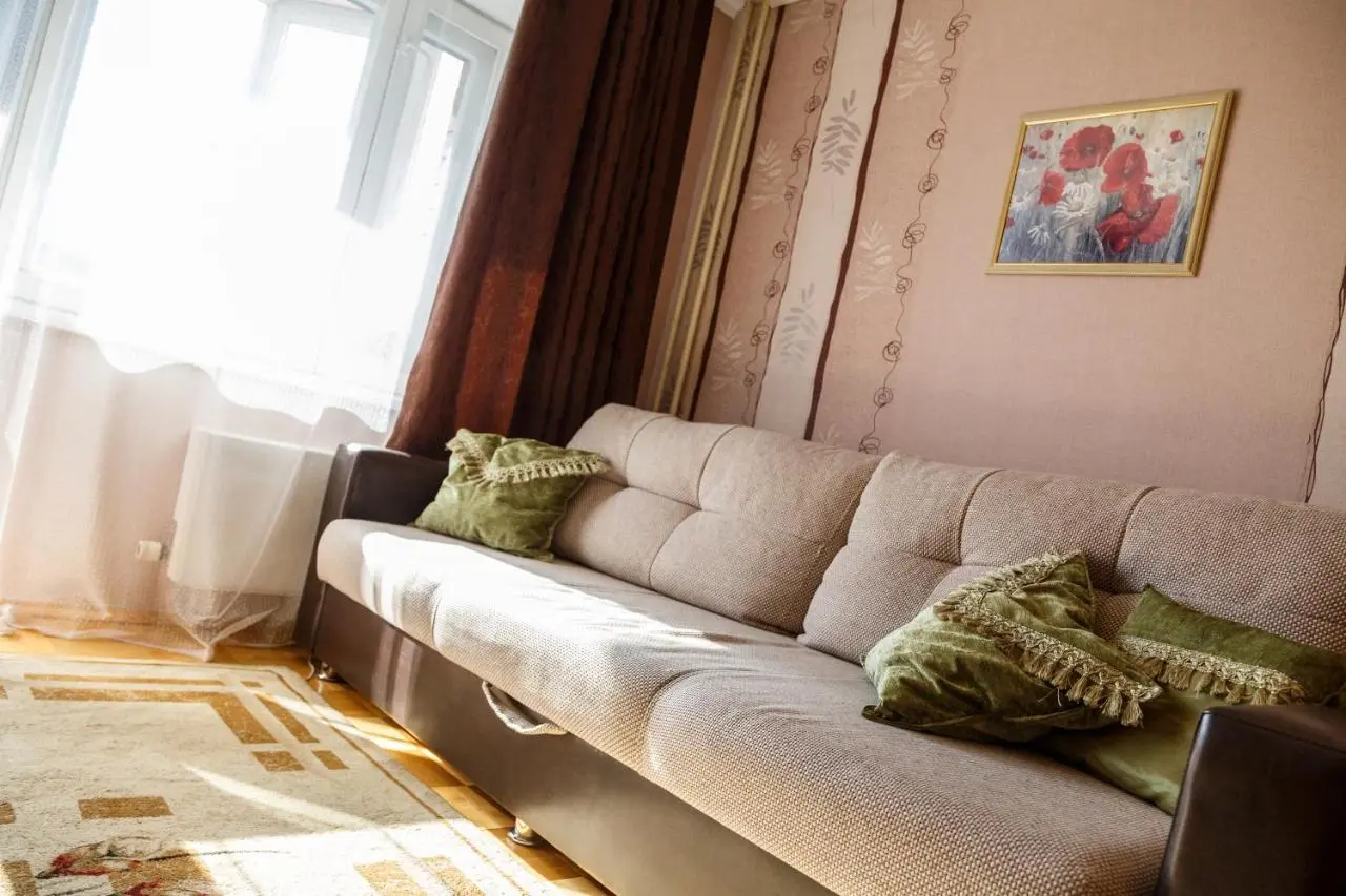 Екатеринбург: Alyans Apartment on Shvartsa