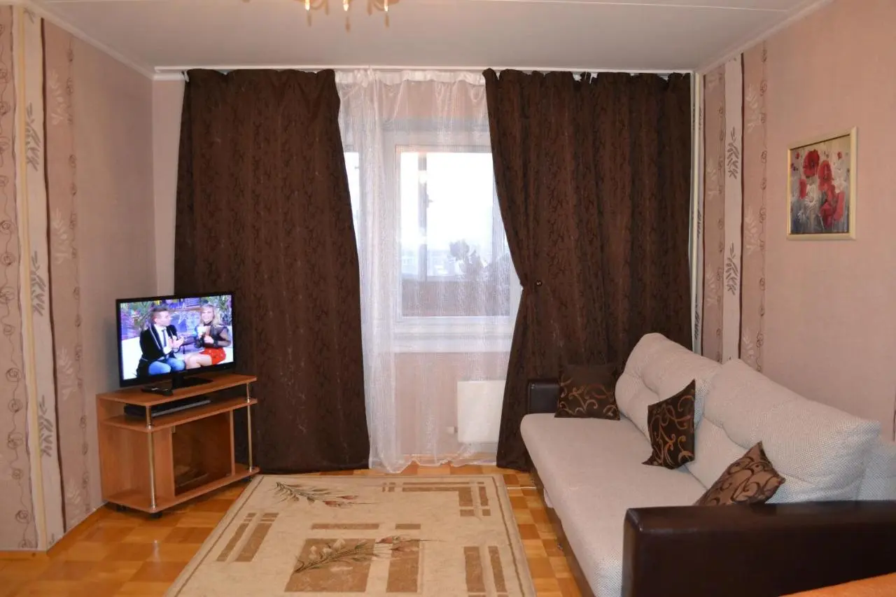 Екатеринбург: Alyans Apartment on Shvartsa