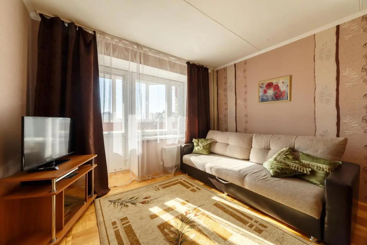 Екатеринбург: Alyans Apartment on Shvartsa