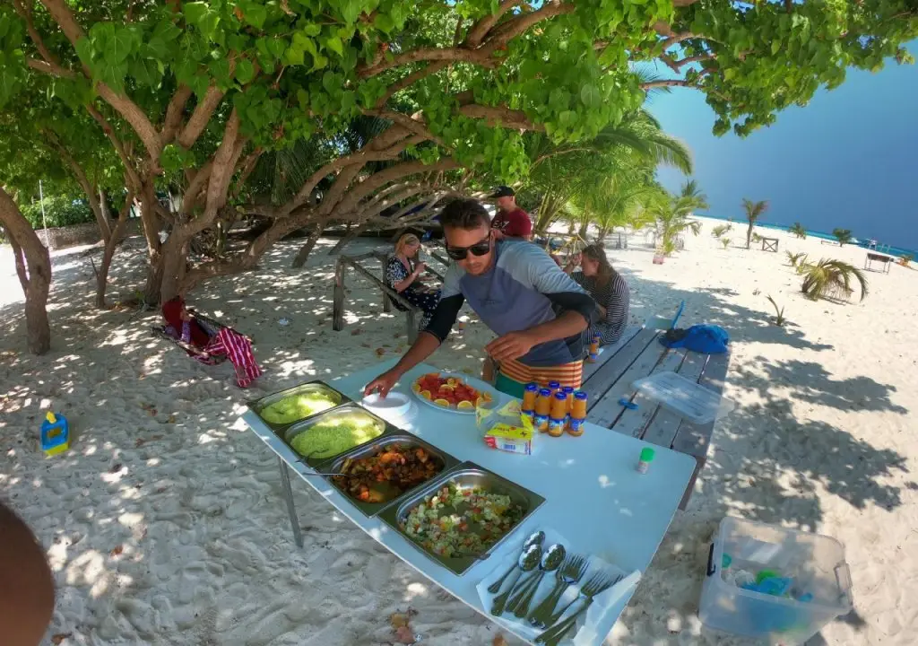 White Sand Lodge at Maafushi — фото 1