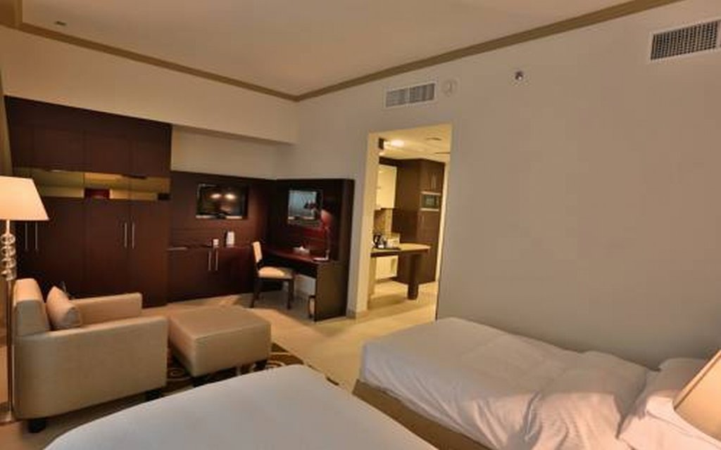 Абу-Даби: Bin Majid Tower Hotel Apartment