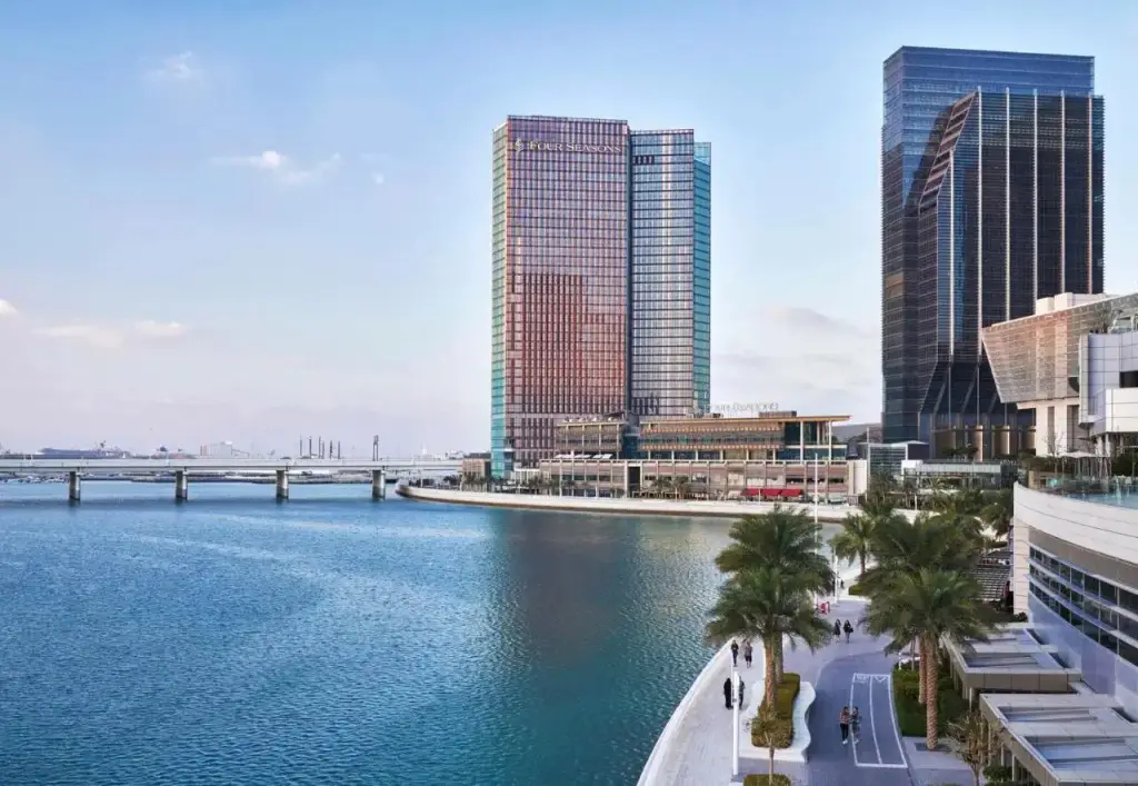 Four Seasons Hotel Abu Dhabi at Al Maryah Island — фото 1