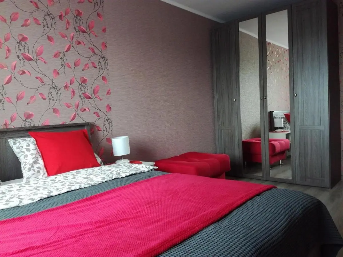 Екатеринбург: Apartament Red Island