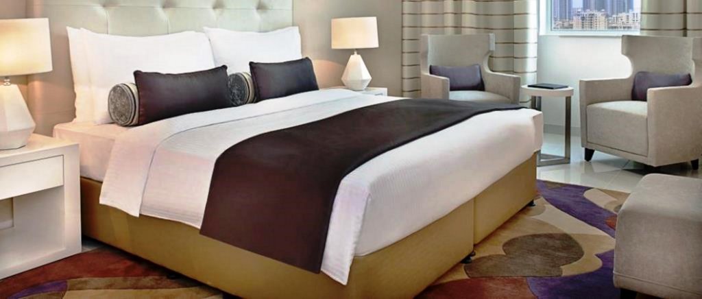 Дубай: DAMAC Maison Cour Jardin