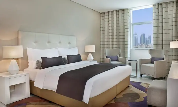 Дубай: DAMAC Maison Cour Jardin