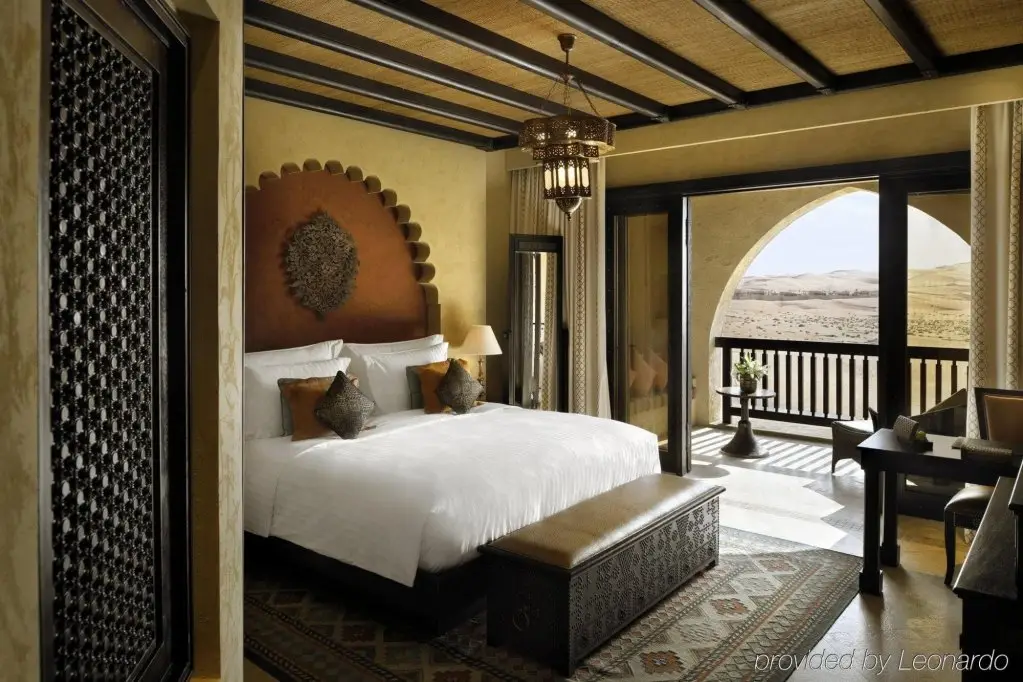 Qasr Al Sarab Desert Resort by Anantara — фото 1