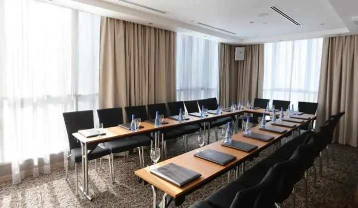 Абу-Даби: TRYP by Wyndham Abu Dhabi City Center