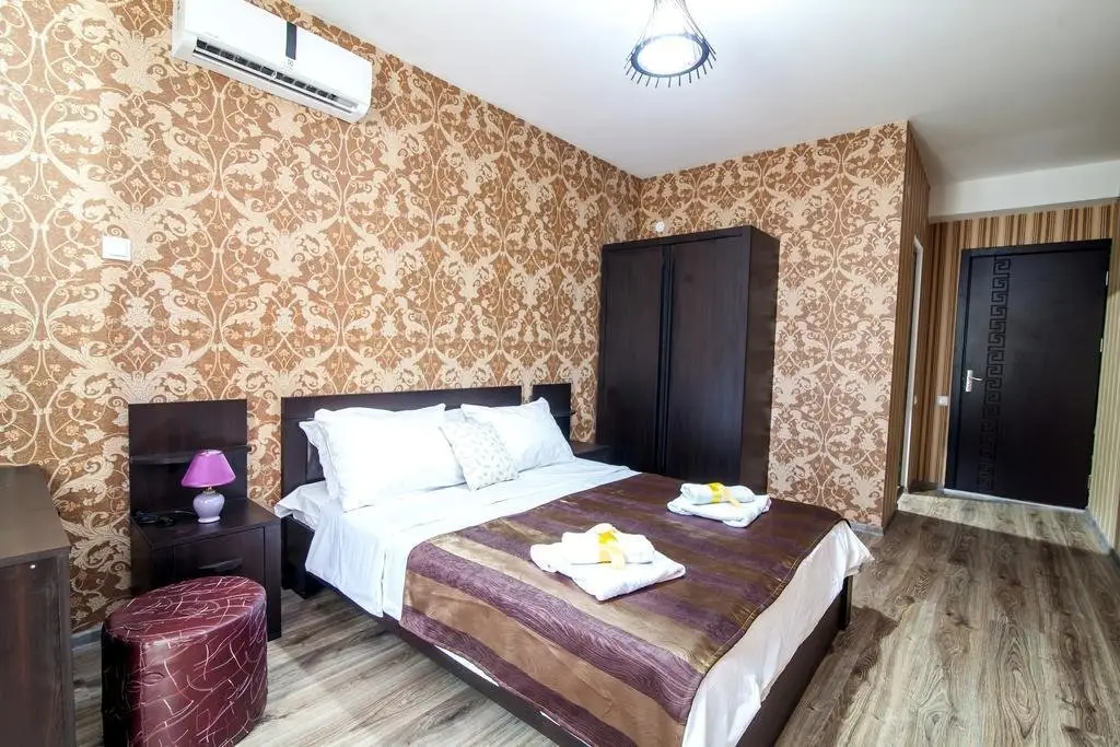 Тбилиси: Hotel Ellegance