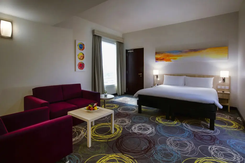 Дубай: ibis Styles Dragon Mart Dubai