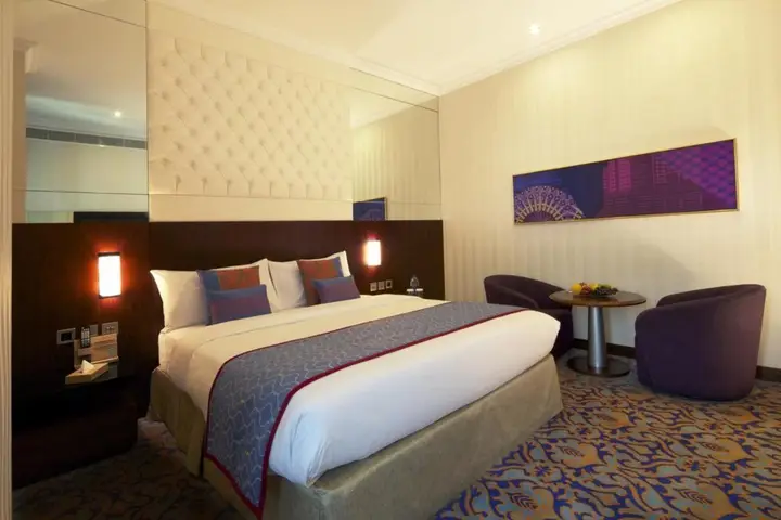 Дубай: Raviz Center Point Hotel