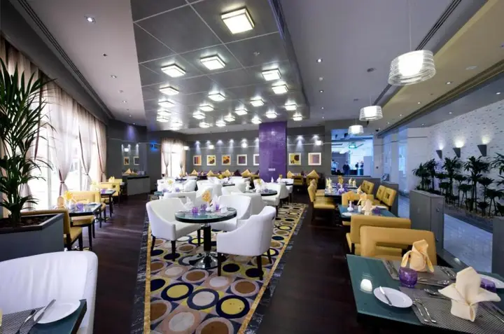 Дубай: TIME Grand Plaza Hotel