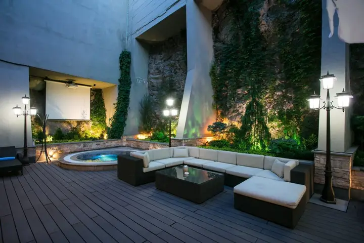 Ереван: Ibiza Hotel