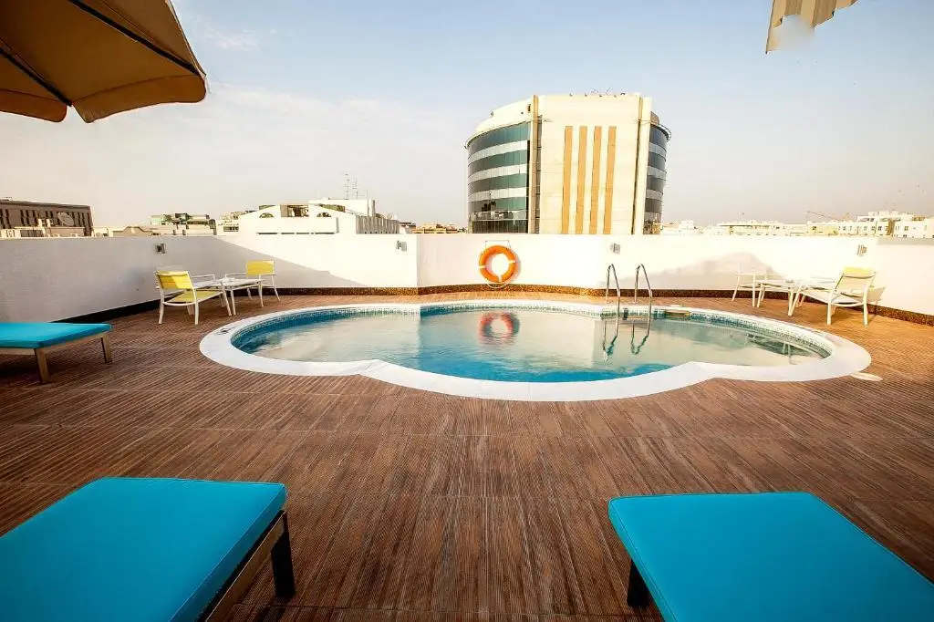 Дубай: Al Sarab Hotel