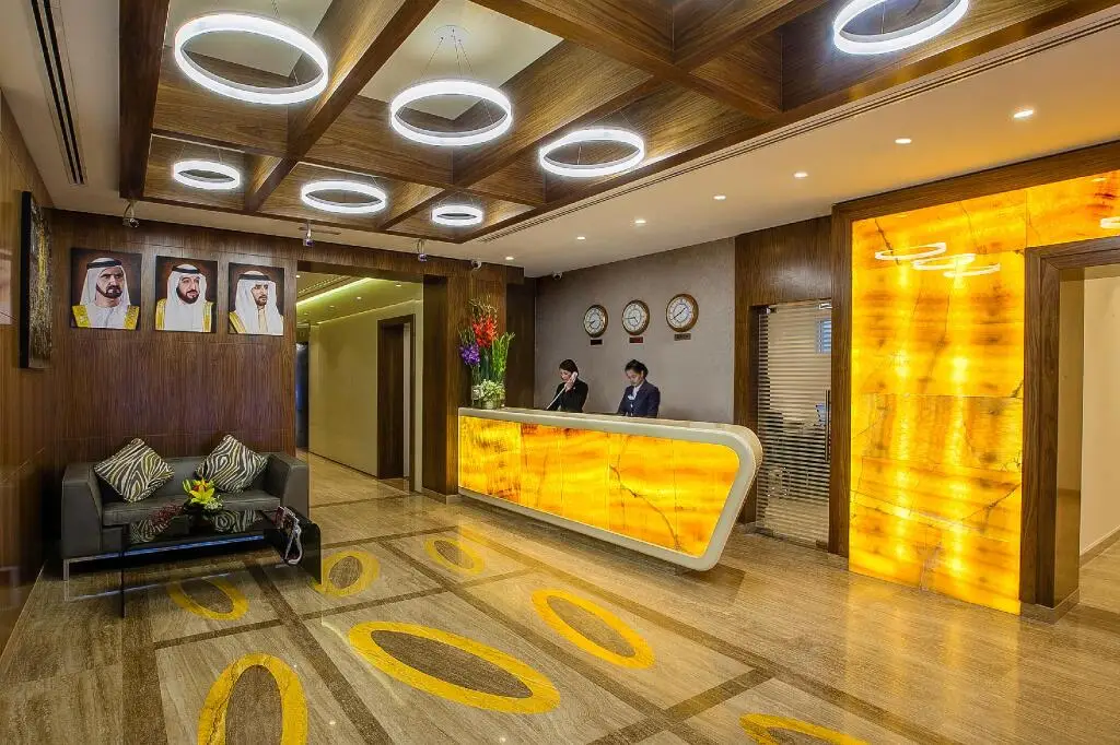 Дубай: Al Sarab Hotel