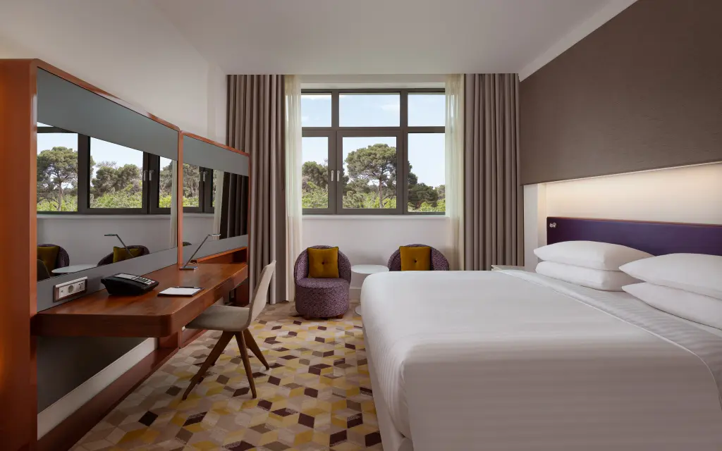 Баку: Sheraton Baku Intourist