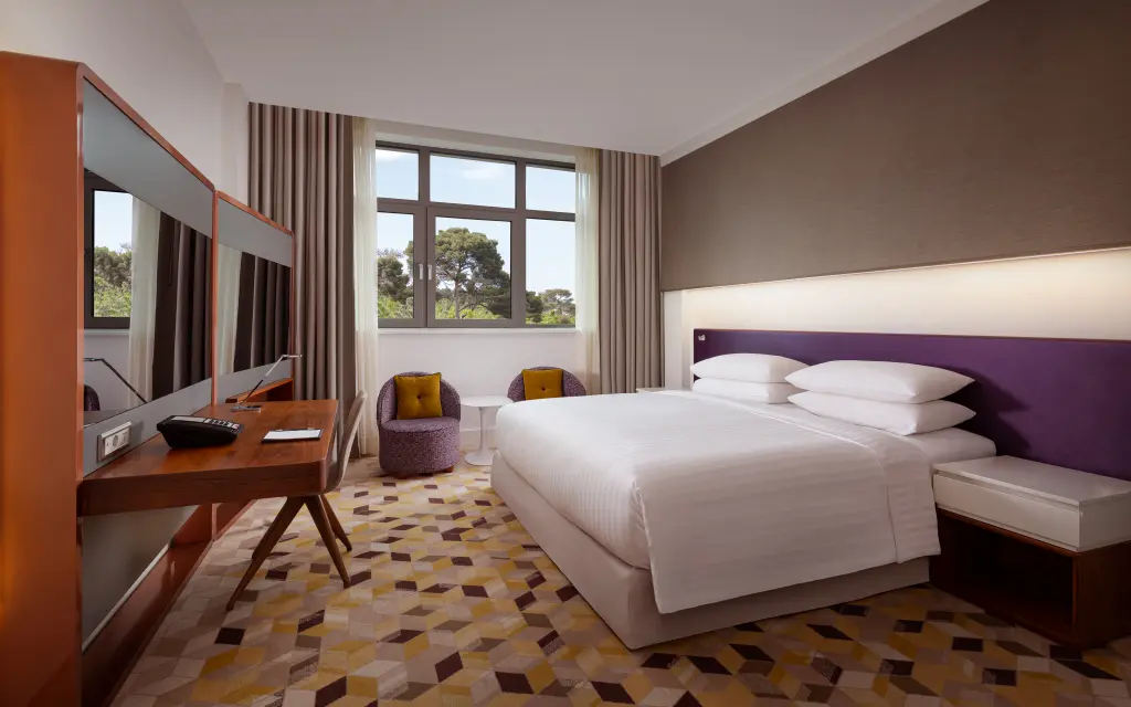 Баку: Sheraton Baku Intourist