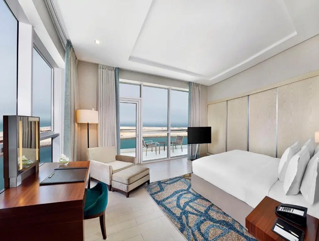 Дубай: DoubleTree by Hilton Dubai - Jumeirah Beach