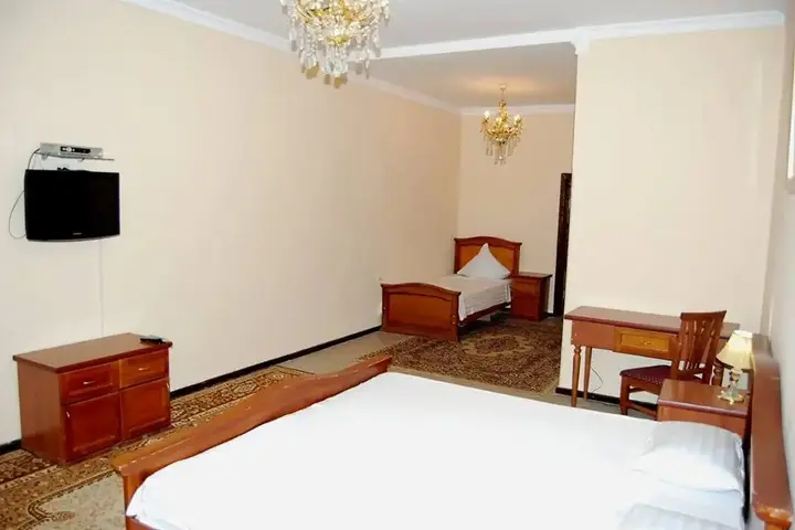 Ташкент: Отель Crown Tashkent
