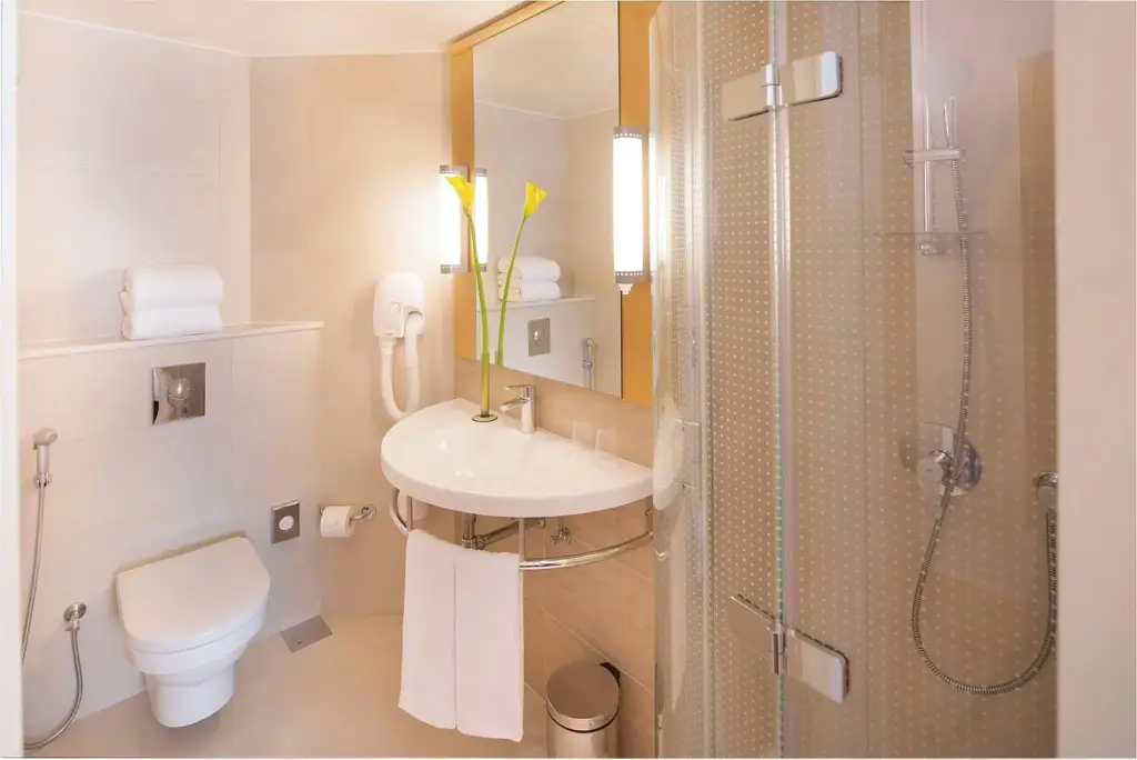 Дубай: Отель ibis One Central Hotel