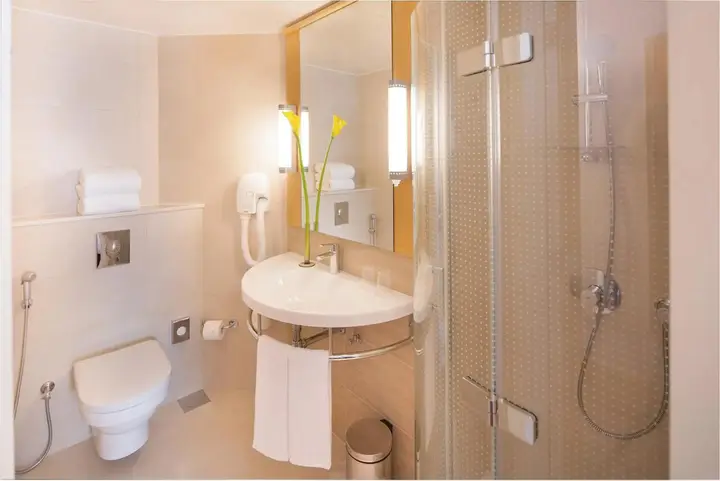 Дубай: Отель ibis One Central Hotel