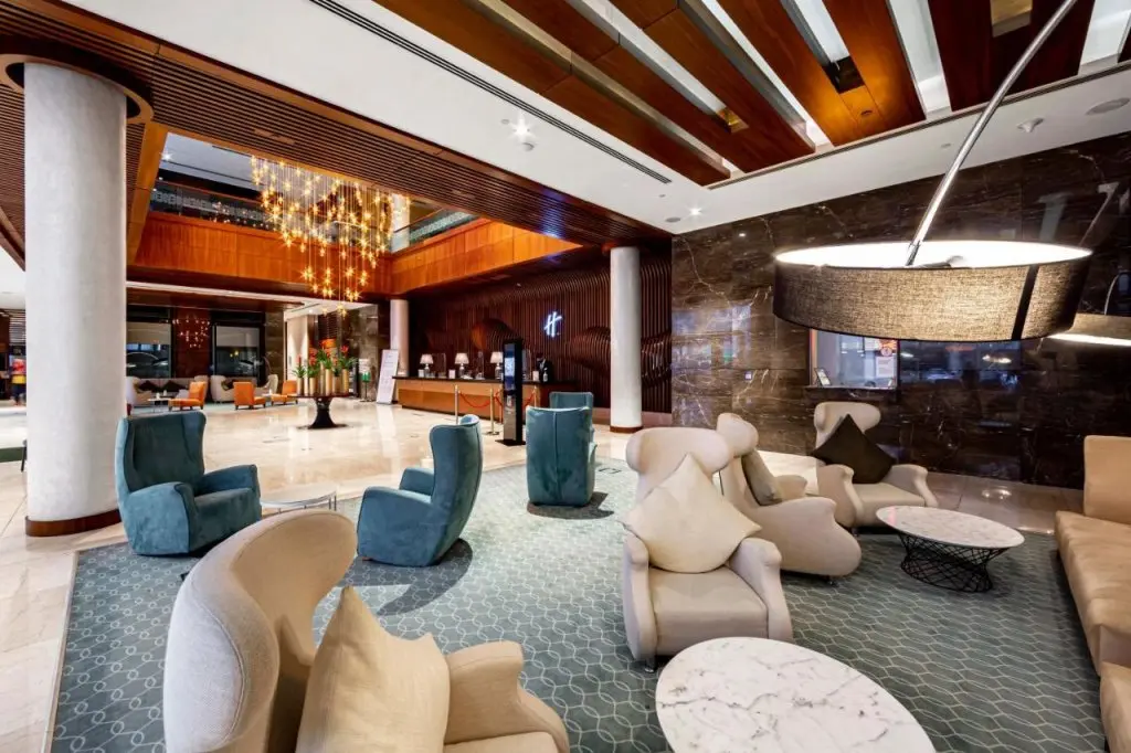 Баку: Отель Holiday Inn Baku