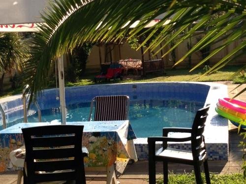 Батуми: Guest House Nia