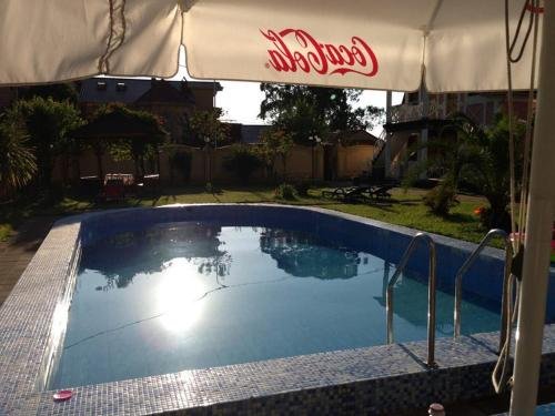 Батуми: Guest House Nia