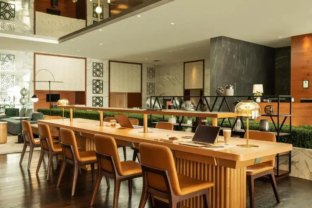 Дубай: Отель Sheraton Grand Hotel, Dubai