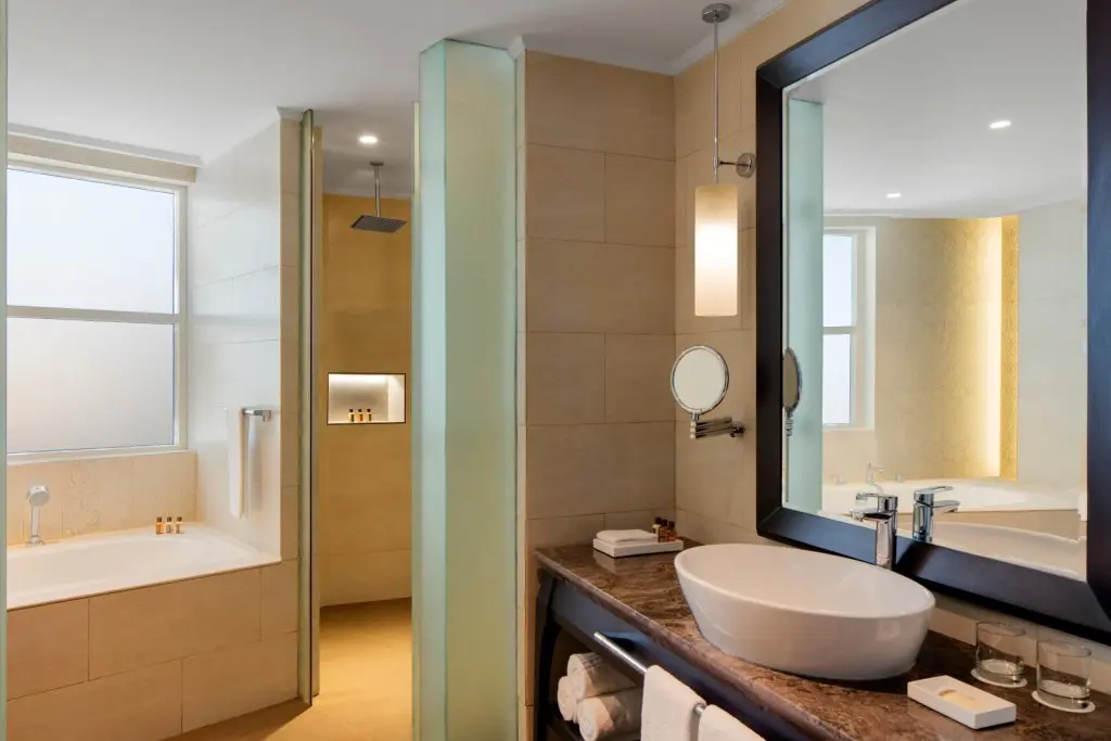 Шарджа: Sheraton Sharjah Beach Resort & Spa