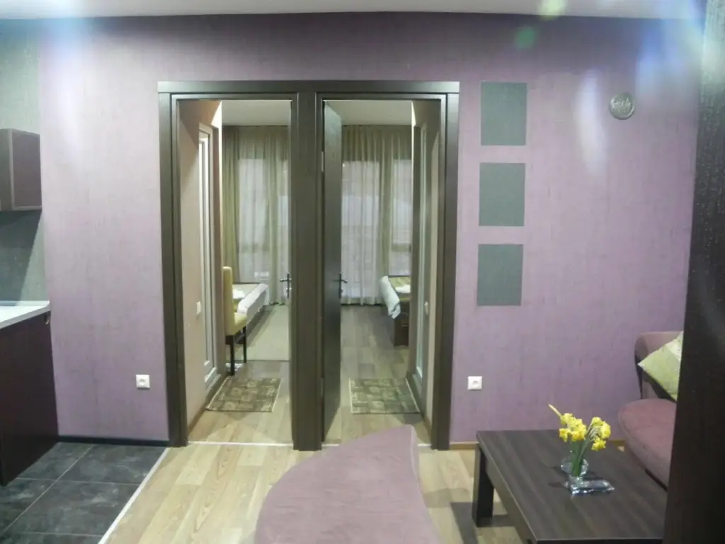 Батуми: Hotel Leon