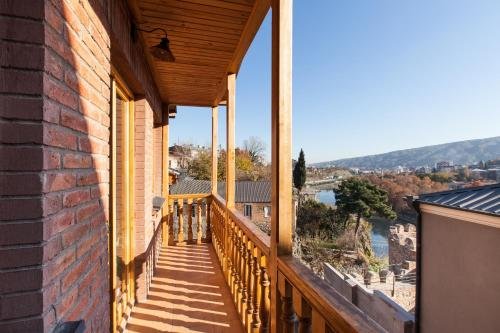 Тбилиси: Sunny Days Tbilisi