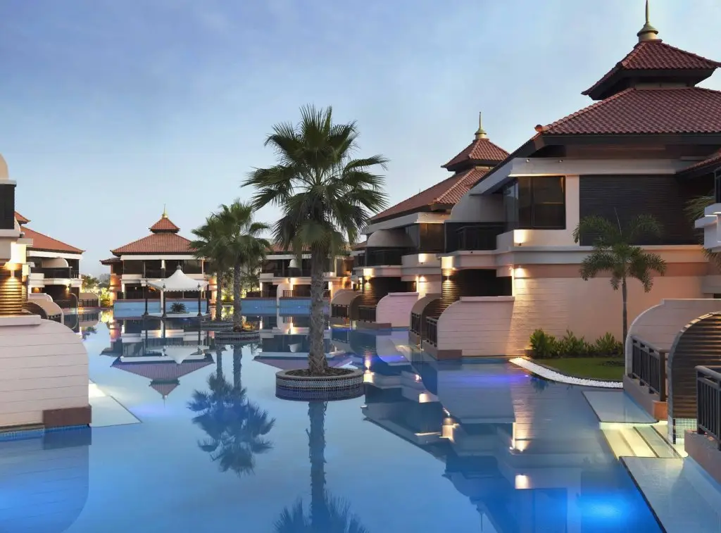 Дубай: Курортный отель Anantara The Palm Dubai Resort