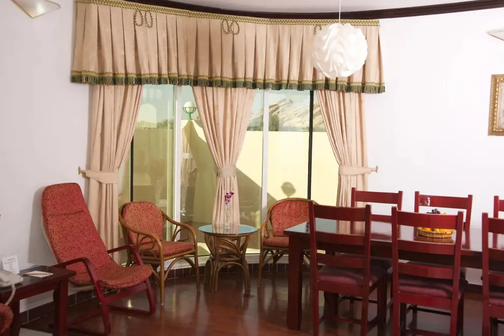 Эль-Айн: Green Mubazzarah Chalets