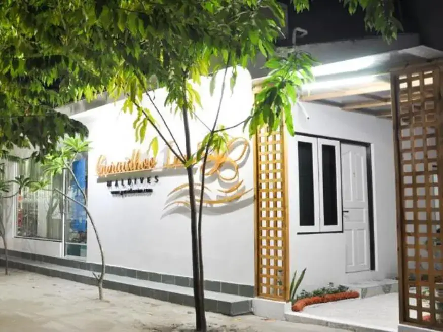 Гураиду (Атолл Каафу): Guraidhoo Inn