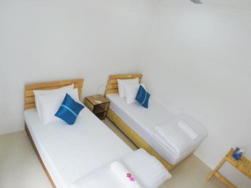 Гураиду (Атолл Каафу): Guraidhoo Inn