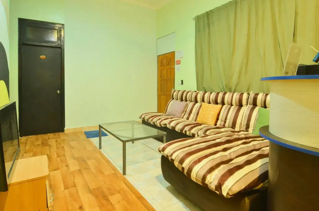 Северный атолл Мале: Huraa East Inn
