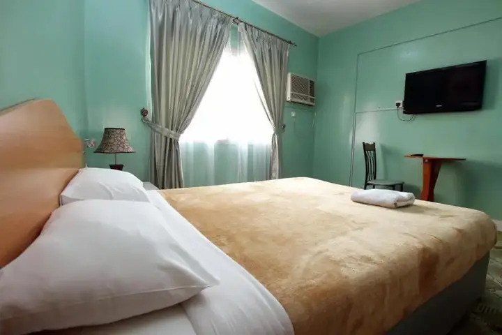 Дубай: Zaineast Hotel
