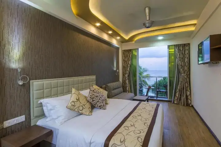 Хулхумале: Отель Vista Beach Retreat