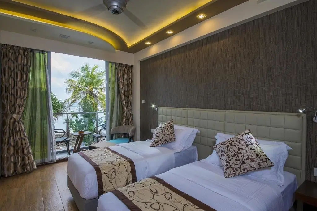Хулхумале: Отель Vista Beach Retreat