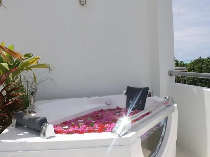 Атолл Алиф-Алиф: Tesoro Rasdhoo View Maldives