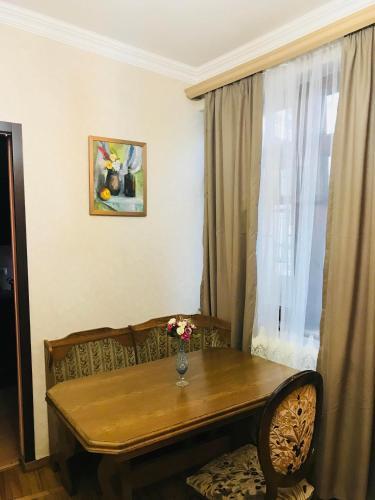 Тбилиси: Olga Apartment in the Old Town