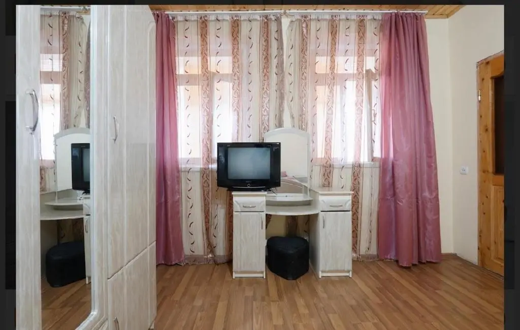 Местиа: Mestiatour Guest House