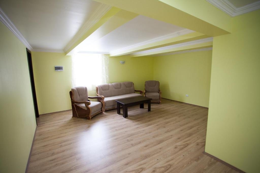 Местиа: Mestiatour Guest House