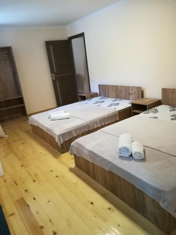 Местиа: Ekas guest house